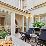 Terrace Apartment Trocadero Eiffel Tower By Studio Prestige